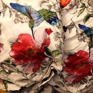 Pottery barn queen size duvet